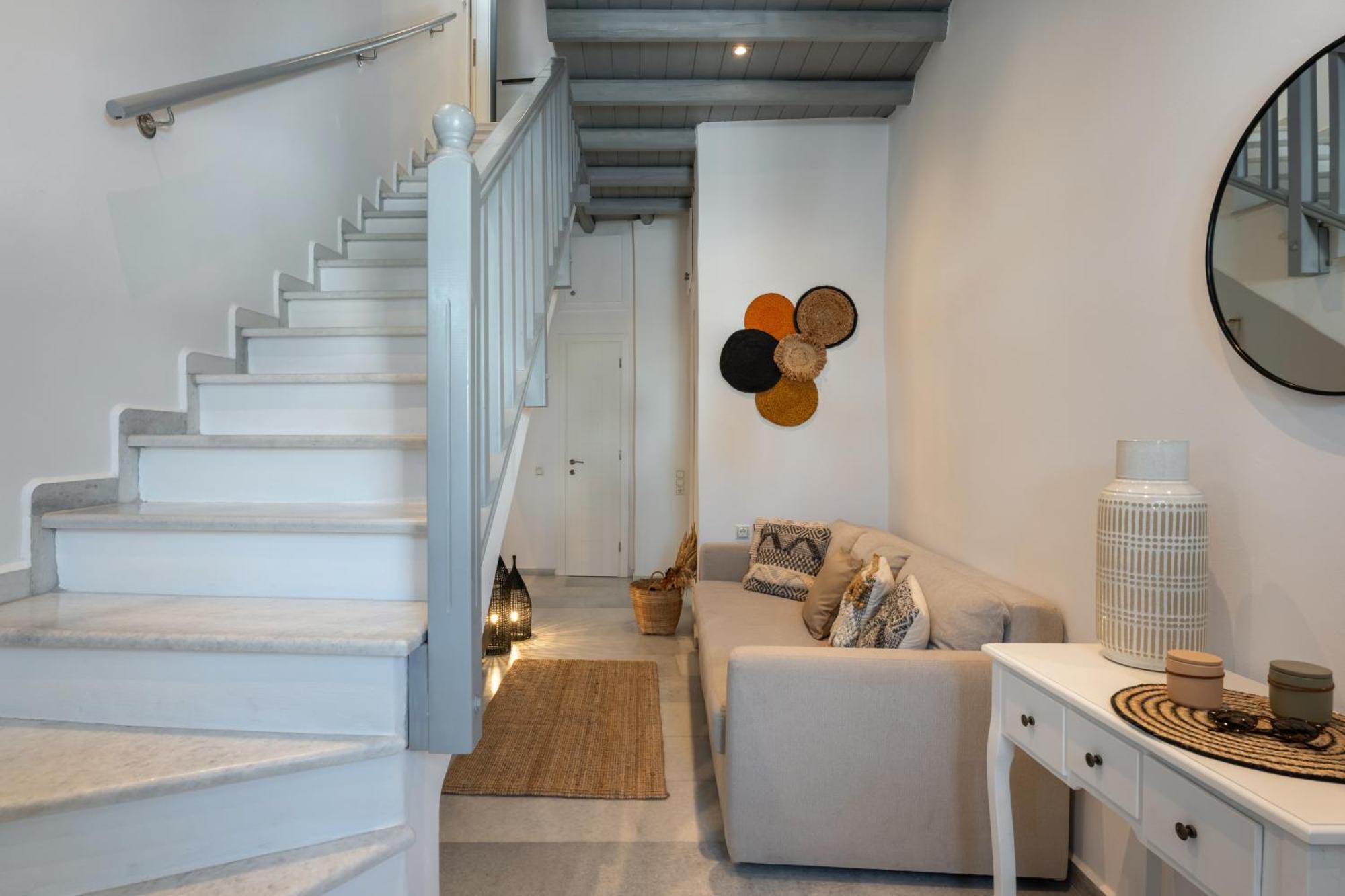 Caper-2 Bedroom Traditional Home With Amazing View Науса Екстер'єр фото